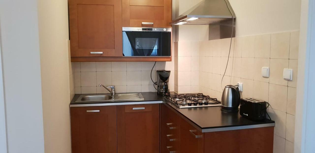 Aparthotel Old City Krakow Bagian luar foto