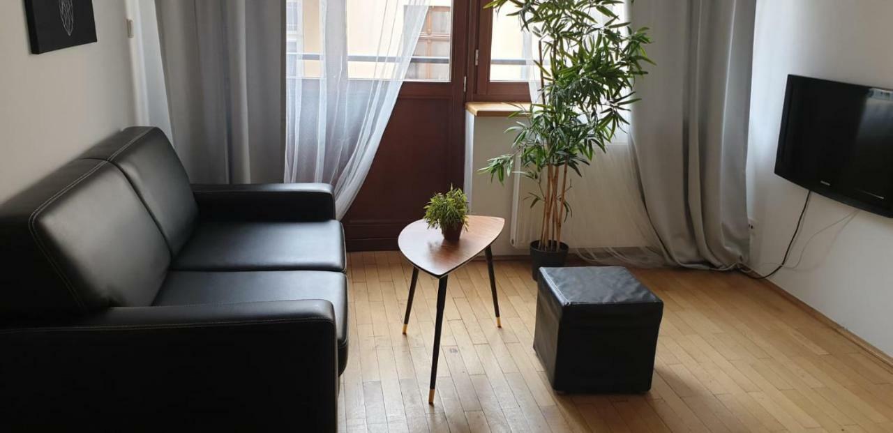 Aparthotel Old City Krakow Bagian luar foto