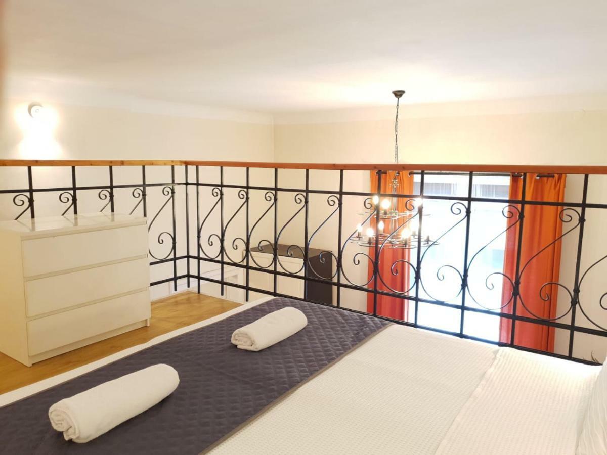 Aparthotel Old City Krakow Bagian luar foto
